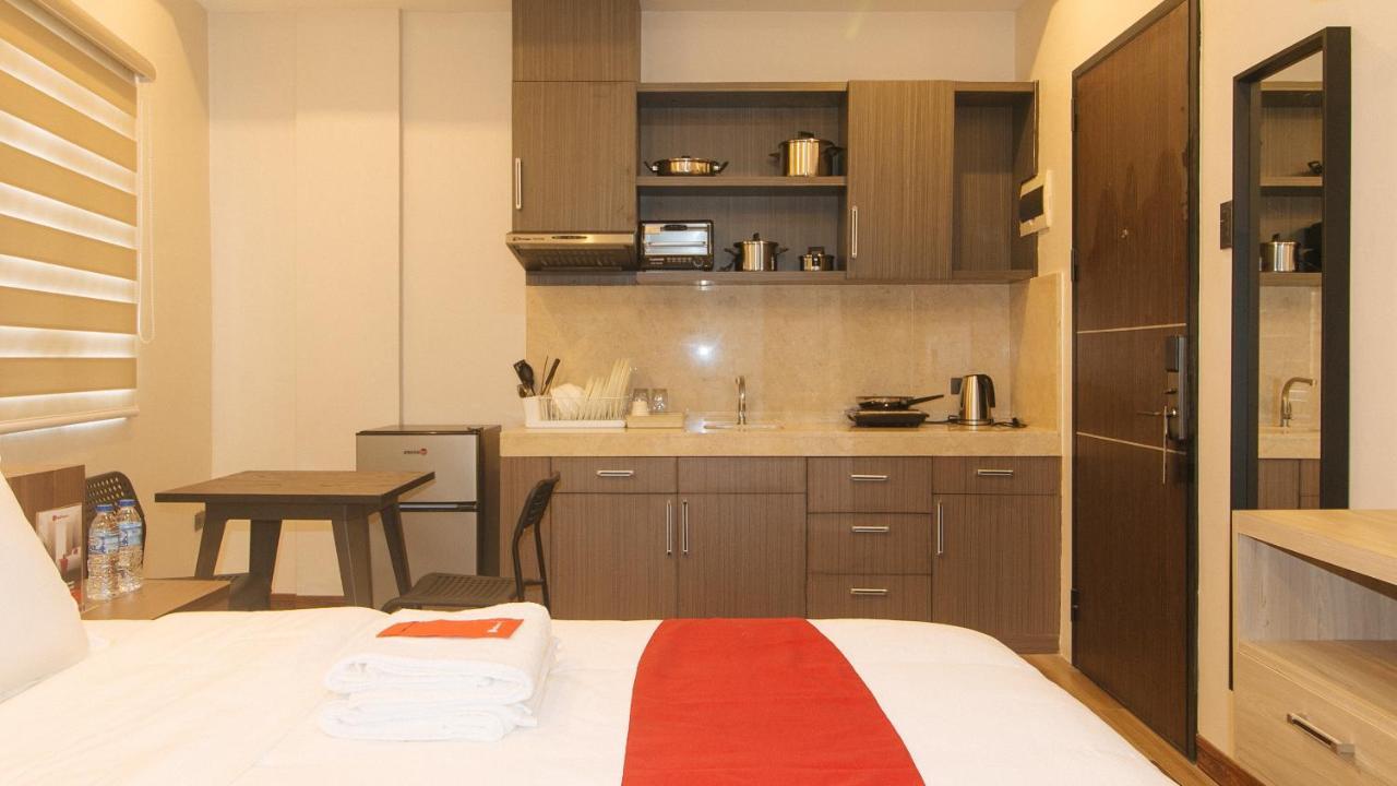 Reddoorz Plus @ Bez Tower And Residences San Juan San Juan  Exterior foto