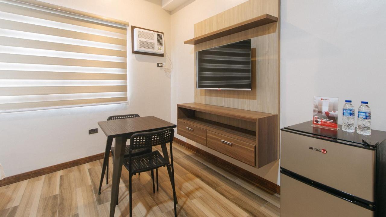 Reddoorz Plus @ Bez Tower And Residences San Juan San Juan  Exterior foto
